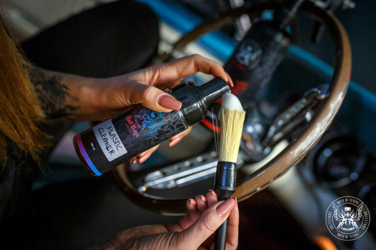 BADBOYS PLASTIC CLEANER 500ML COLA