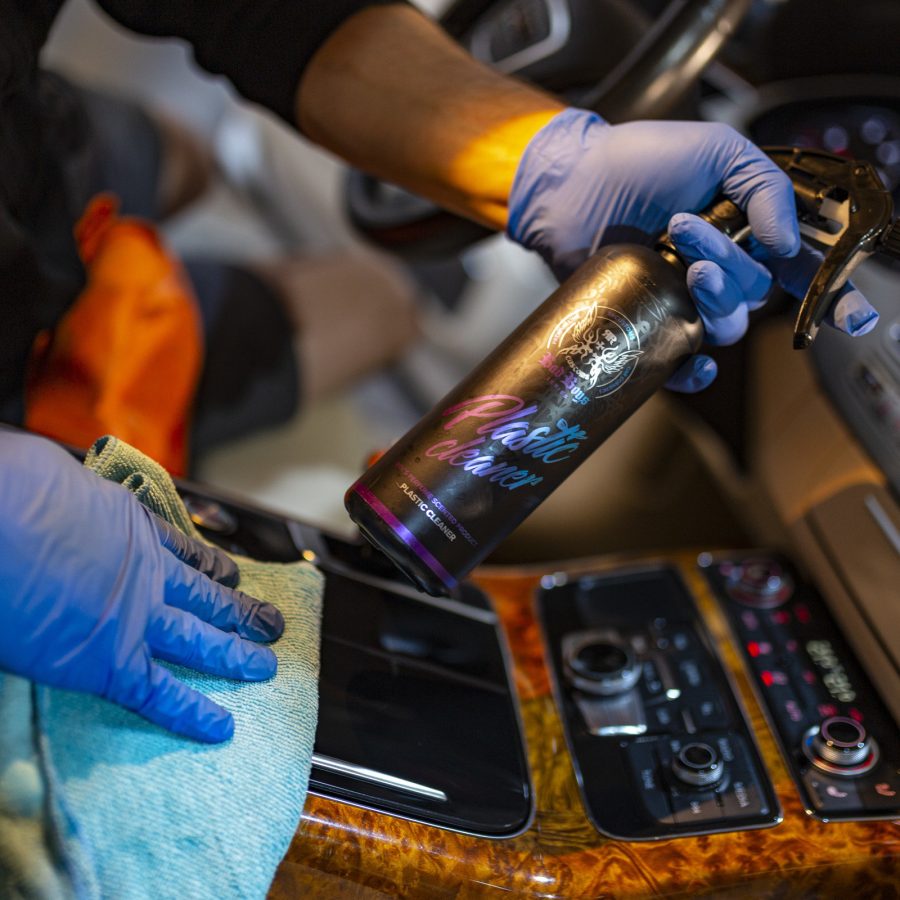 BADBOYS PLASTIC CLEANER 1L BOY